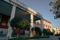 Portiku i hyrjes në godinën e Spitalit Rajonal Elbasan